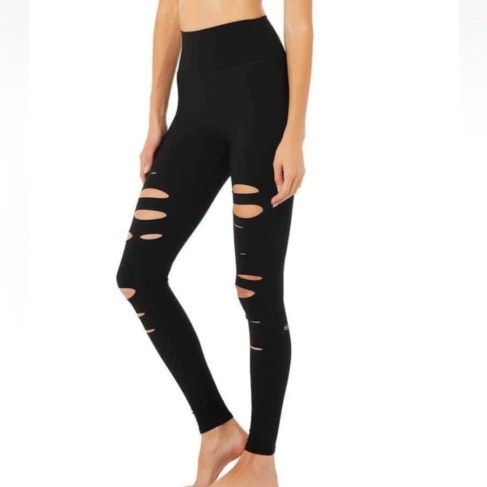 Alo Yoga Women's High Waisted Ripped Warrior Leggings Sz M Black*W24